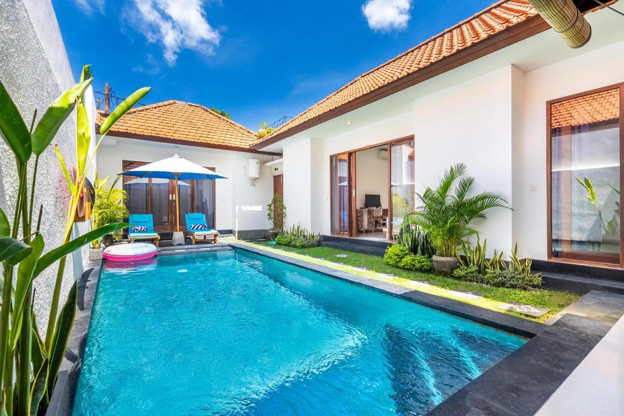 4-Bedroom Pool Villa Near Seminyak Center Exterior foto